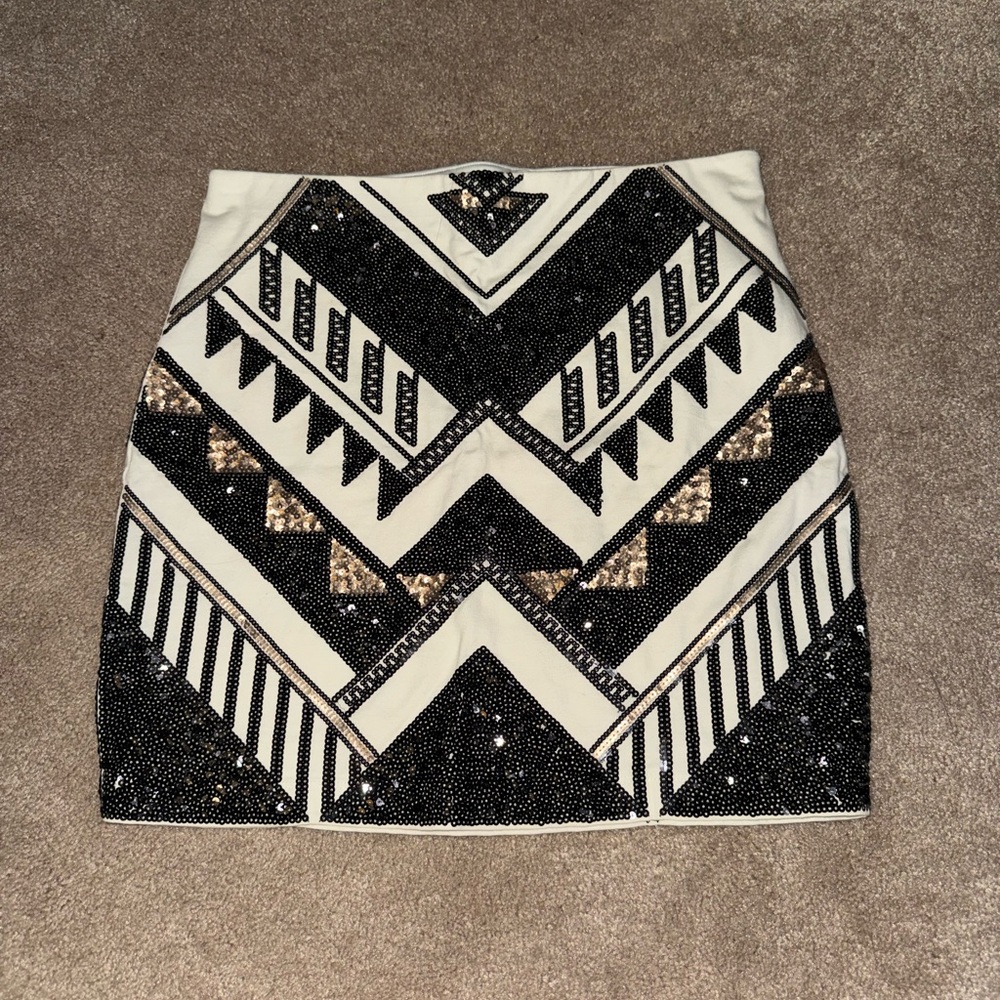 Express Black and White Patterned Pencil Skirt